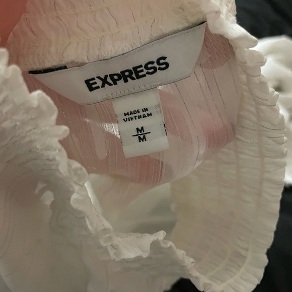 White sheer express top size medium - Picture 5 of 8